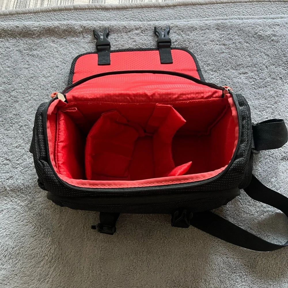 Black Men's Shoulder Camera Bag